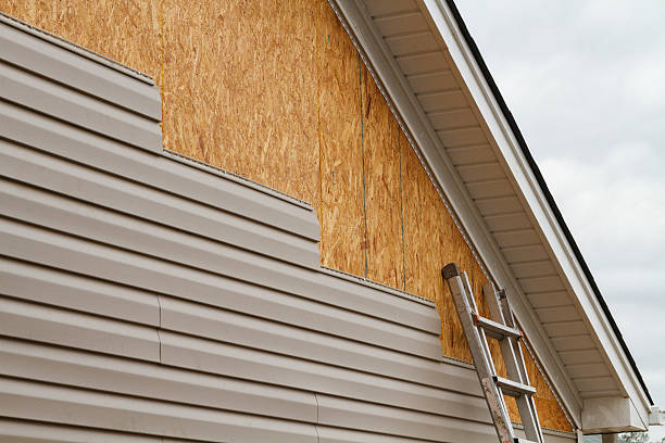Professional Wood Siding technician working in Groveport, OH